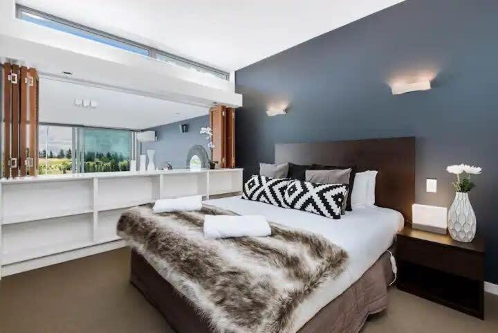 Luxury Lakeview 2 Bedroom Apartment Queenstown Buitenkant foto