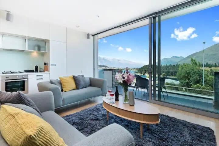 Luxury Lakeview 2 Bedroom Apartment Queenstown Buitenkant foto